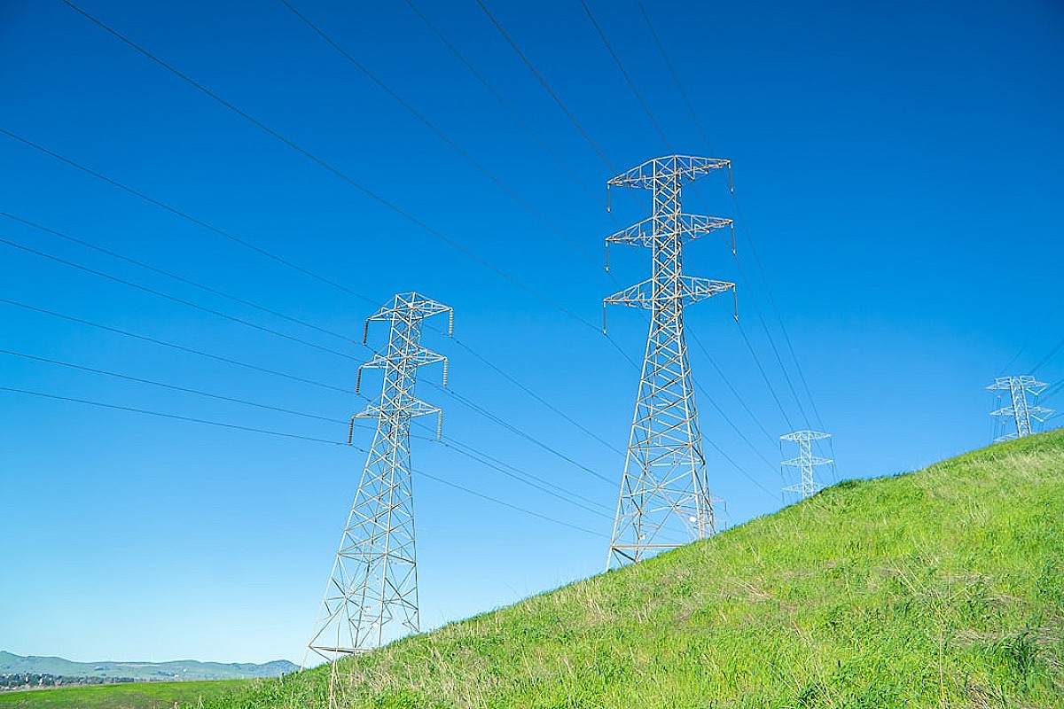 Klastry energii z magazynami: Jak dotacje KPO napędzają lokalną transformację energetyczną