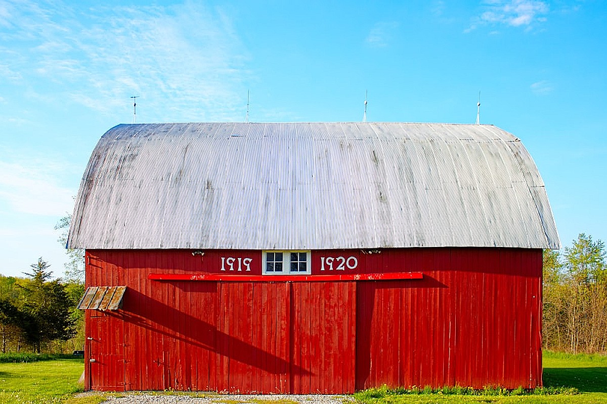 Farma PV z magazynem energii: klucz do stabilnych przychodów i niezależności energetycznej