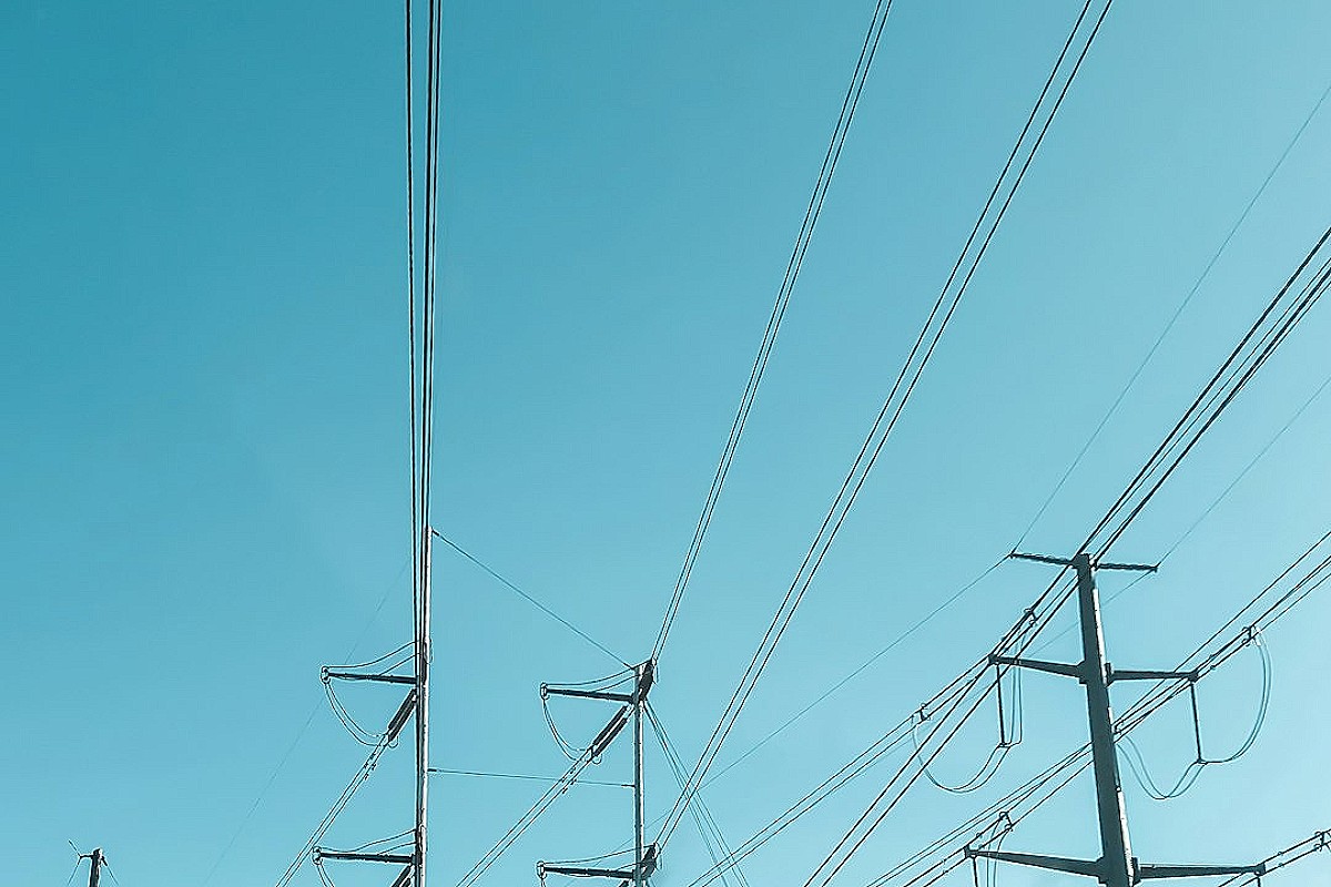 Izraelskie odsalanie, szwajcarskie magazyny, koreańskie baterie – które technologie OZE warto przenieść do Polski?