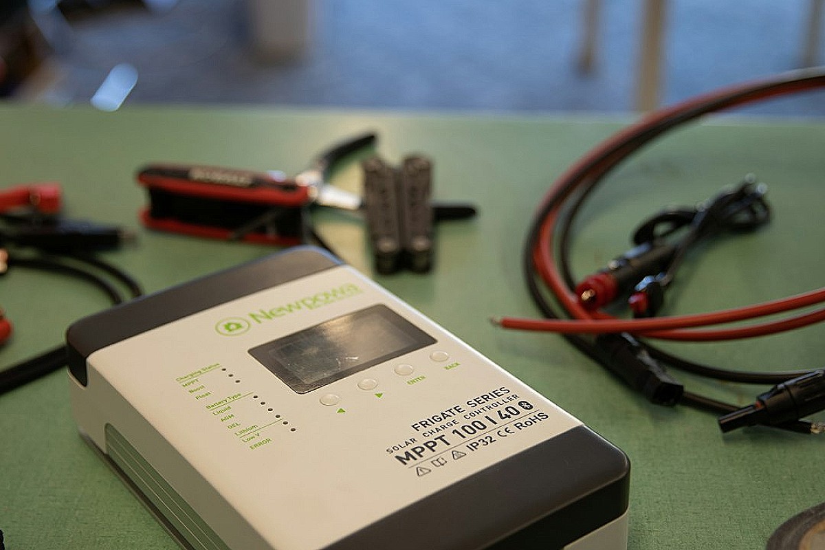 Zaawansowane systemy monitoringu w magazynach energii: klucz do bezpieczeństwa i trwałości