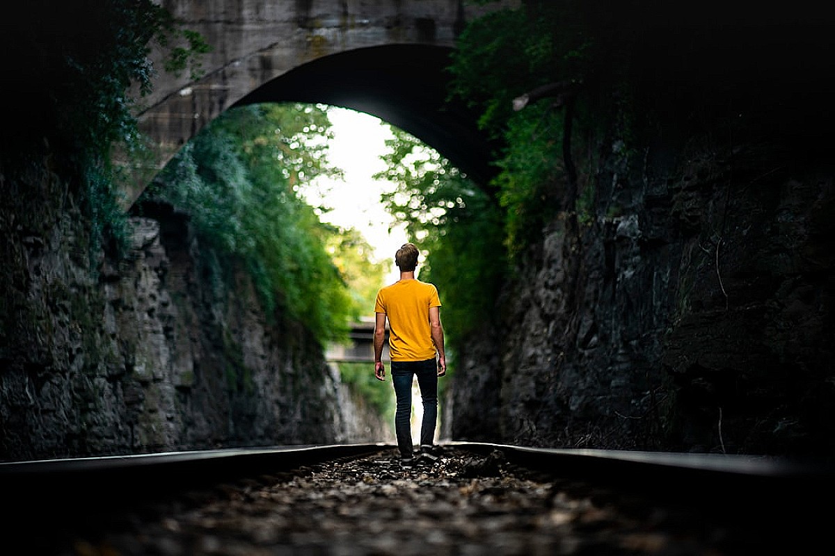 Psychologiczne przeszkody w biznesie: Jak przełamać opór przed magazynami energii?