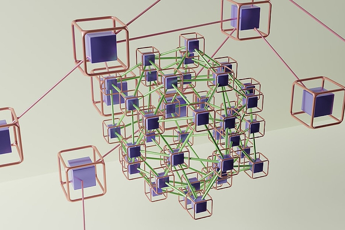 Nierówności w energetyce: Dlaczego małe projekty PV czekają miesiącami na przyłączenie?