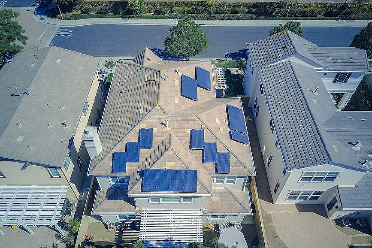 Optymalizacja współpracy pompy ciepła z fotowoltaiką – klucz do efektywności energetycznej