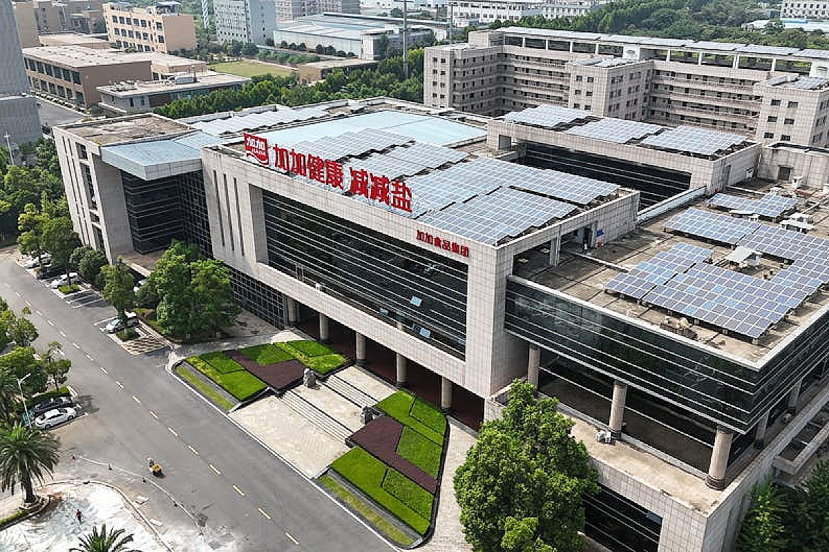 Centra danych AI a rosnące zapotrzebowanie na zieloną energię