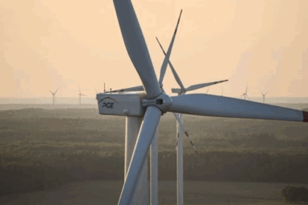 PGE zakończyła 2025 rok stratą 3,4 mld zł, ale ostatni kwartał przyniósł wysoką poprawę