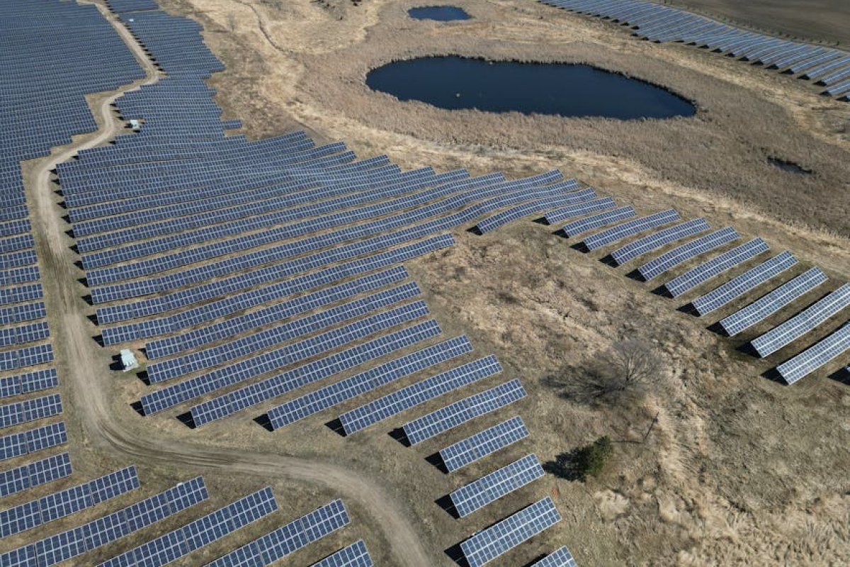 Przełom w polskiej energetyce: farmy PV jako usługodawcy bilansujący