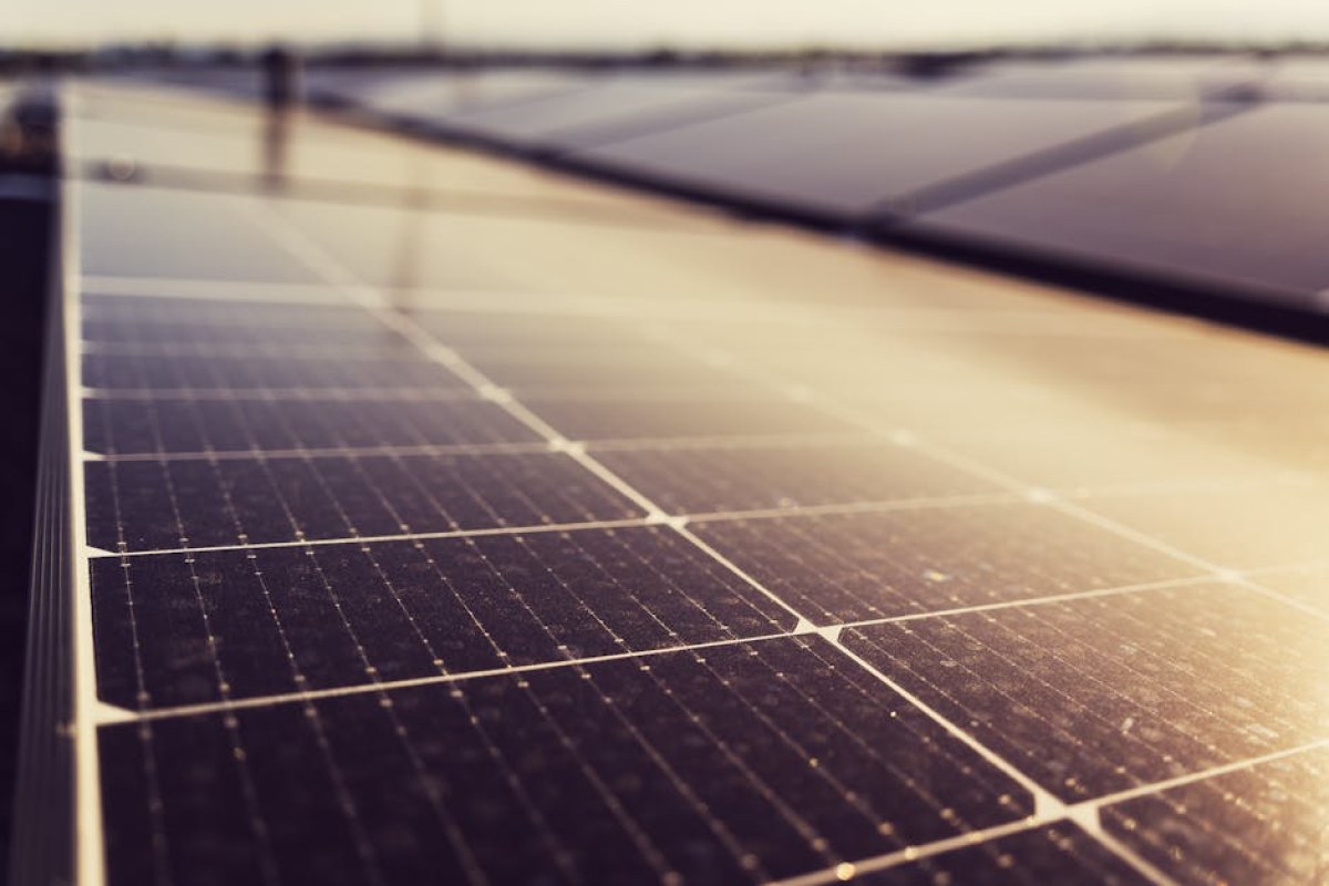 Słowenia umożliwia prosumentom dzielenie się energią z bliskimi – nowe zasady współdzielenia